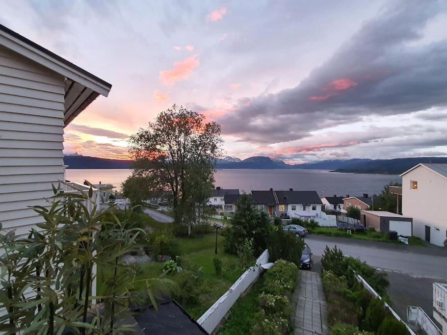 Hoy Standard. Mye For Pengene. Gratis Velkomstgave Narvik Extérieur photo